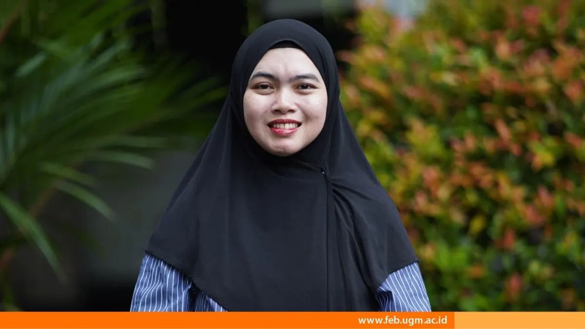 Dewi Wulansari dosen FEB UGM melakukan penelitian tentang keberlanjutan lembaga keuangan dan deforestasi