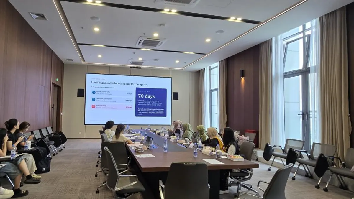 Dokumentasi kunjungan akademik FIK UI di Shanghai