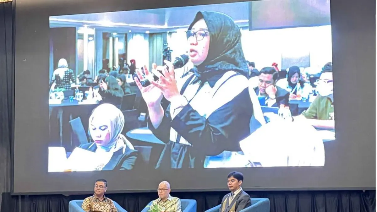 Narasumber dan peserta konferensi internasional ICECOFFE 2026 Fakultas Hukum UNESA