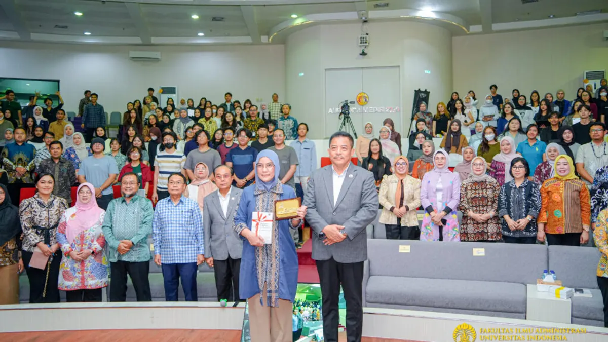 Diskusi bedah buku parlemen teritorial digital yang diselenggarakan FIA UI dan DPD RI