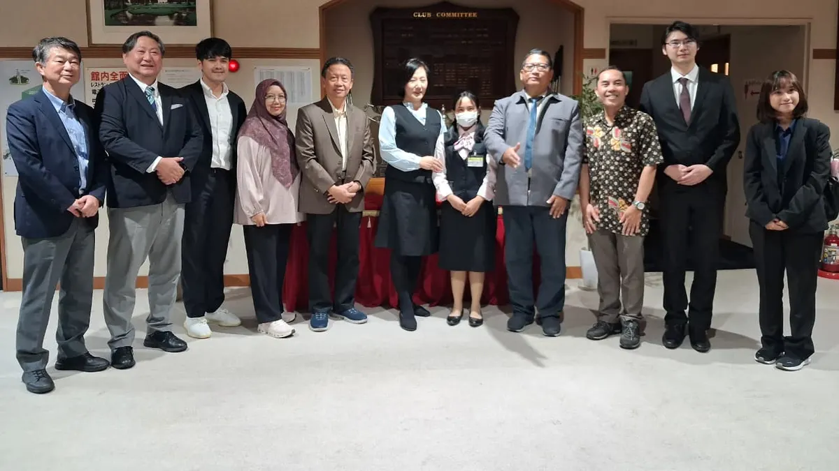 Delegasi Sekolah Vokasi dan Fakultas Ilmu Budaya UNDIP menjalin kerja sama dengan perusahaan di Jepang