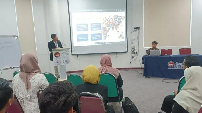 Foto pendukung: Dosen Teknik Lingkungan UIN Walisongo Semarang Berbagi Wawasan tentang Kota Berkelanjutan di Kuliah Tamu UPSI Malaysia