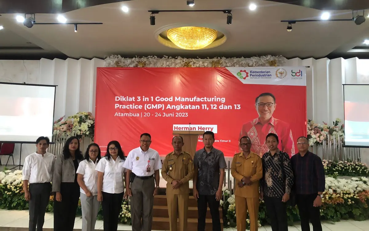 Foto pendukung: Dosen FTP Unud Berperan sebagai Instruktur dalam Pelatihan Good Manufacturing Practice di NTT