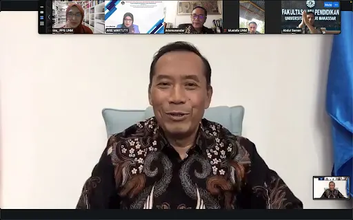 Foto pendukung: Wamendiktisaintek Jadi Penguji Eksternal Program Doktor Dosen Unismuh Makassar