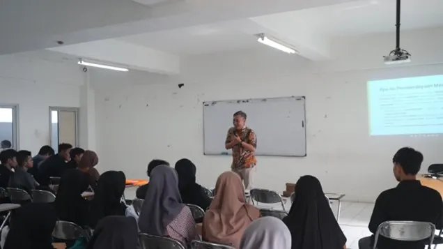 Foto pendukung: Pelatihan Tingkatkan Kemampuan Menulis Proposal PPK Ormawa di Universitas Amikom Purwokerto