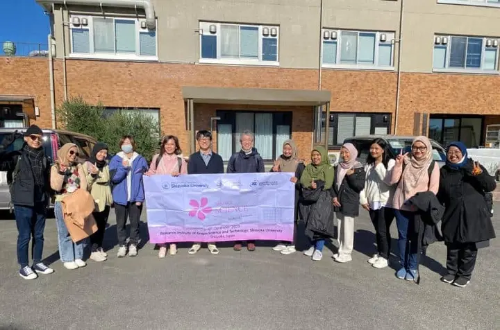 Ilustrasi Partisipasi Dosen dan Mahasiswa Pasca Sarjana UGM dalam Sakura Science Program 2023 di Shizuoka University: Membuka Horison Ilmu dan Teknologi Pertanian