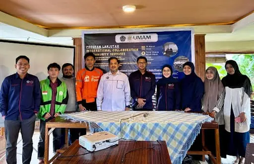 Ilustrasi Dosen Hukum Bisnis Unismuh Adakan PKM Internasional, Edukasi Regulasi Pinjaman Online