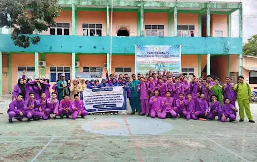 Ilustrasi Dosen Fakultas Teknik UIR Berikan Edukasi Peningkatan Produksi Migas kepada Siswa SMK Perminyakan Dumai