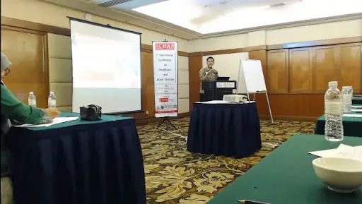Ilustrasi Dosen Indonesia Presentasikan Inovasi Edukasi Hipertensi Digital di Konferensi Internasional Malaysia