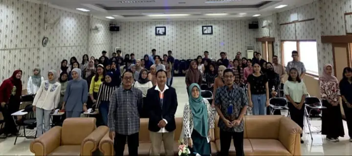 Ilustrasi Fisipol UMA Menghadirkan Dosen UGM untuk Meningkatkan Keterampilan Menulis Artikel Ilmiah Mahasiswa