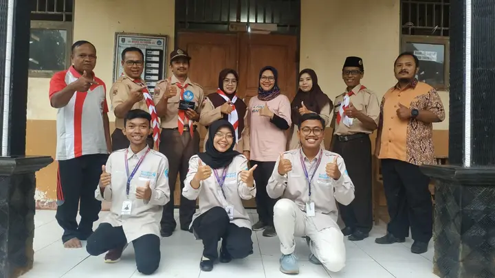Ilustrasi Pelatihan Canva di SDN 03 Kutabima Cilacap Tingkatkan Kreativitas Guru dalam Media Pembelajaran