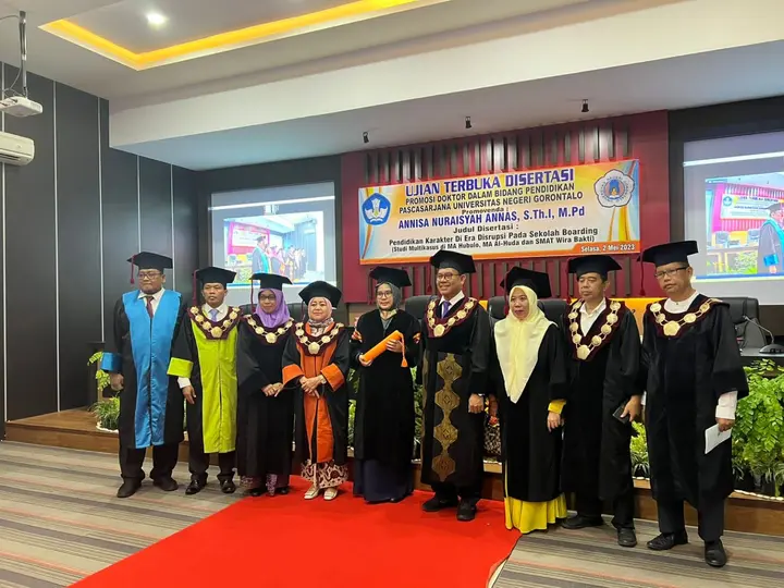 Ilustrasi Dosen FAI UMGO Sukses Raih Gelar Doktor di Bidang Pendidikan di UNG