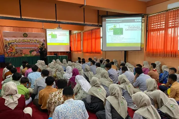 Ilustrasi Dosen FH UWP Tekankan Bahaya Narkoba kepada Siswa Baru SMA Ta’miriyah Surabaya