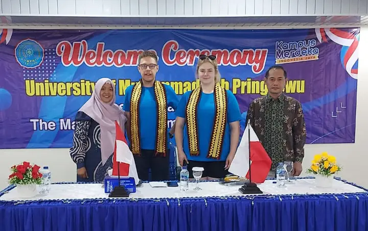 Ilustrasi Kunjungan Dosen dan Mahasiswa dari Polandia ke Universitas Muhammadiyah Pringsewu: Budaya dan Kolaborasi Akademik