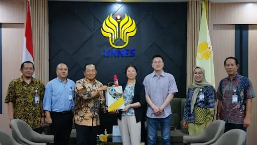 Ilustrasi UNNES Perkuat Kemitraan Global, Terima Delegasi JVIC dalam Program Pertukaran Dosen