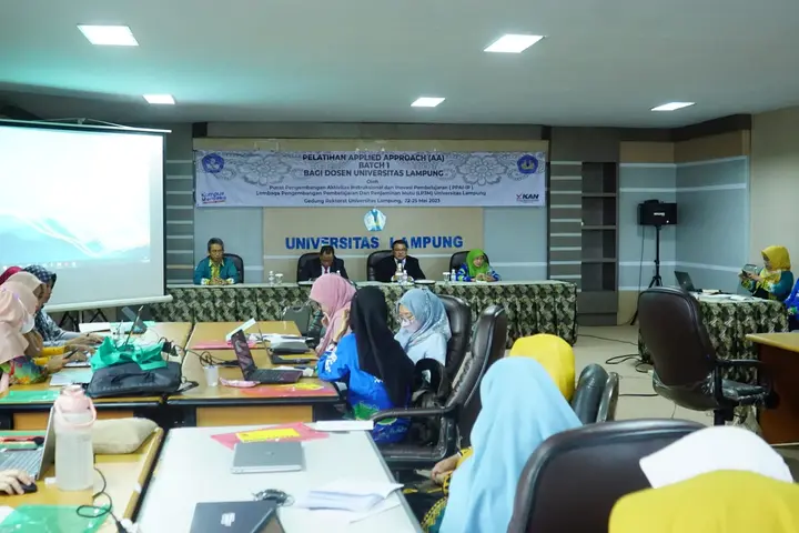 Ilustrasi Transformasi Pembelajaran Inovatif: Pelatihan AA Unila Meningkatkan Keahlian Mengajar Dosen