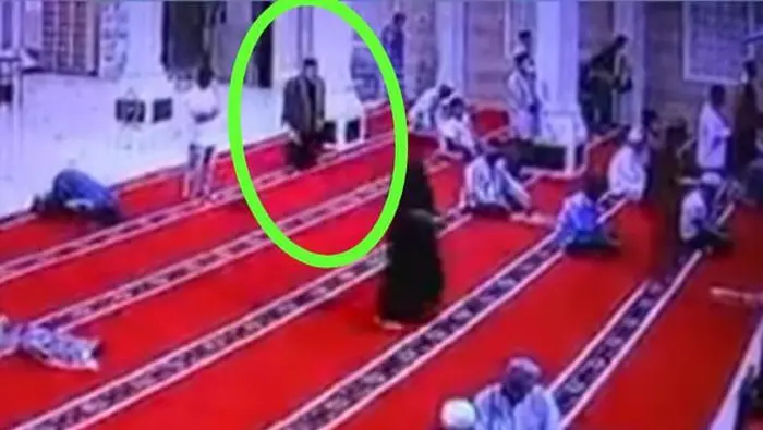 Ilustrasi Profesor Dosen Universitas Negeri Makassar Meninggal Dunia Saat Melaksanakan Salat Subuh di Masjid