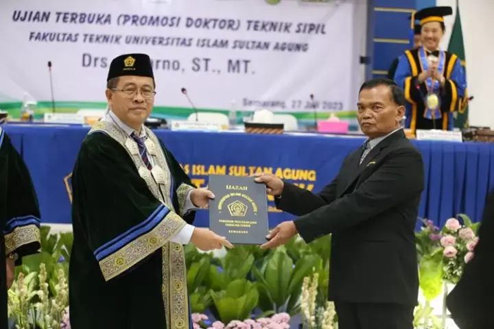 Ilustrasi “Dosen USM Raih Gelar Doktor dengan Penelitian Inovatif tentang Beton Mutu Tinggi Berserat Baja”