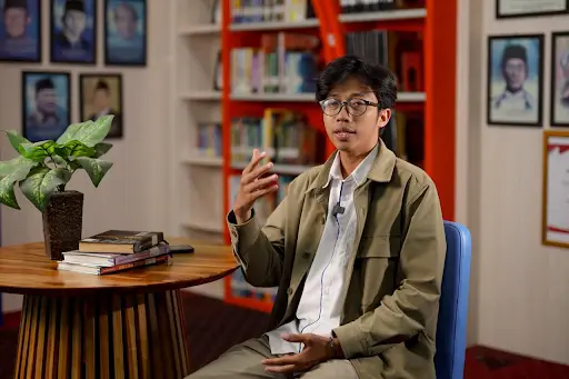 Ilustrasi Ancaman Brain Rot di Era Digital: Generasi Muda di Persimpangan Konsumsi Konten