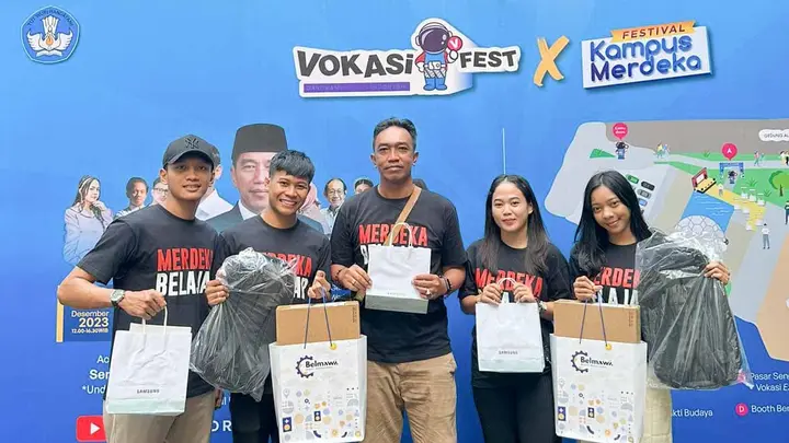 Ilustrasi Dosen dan Mahasiswa UNNES Sabet Penghargaan di Vokasifest X Festival Kampus Merdeka 2023