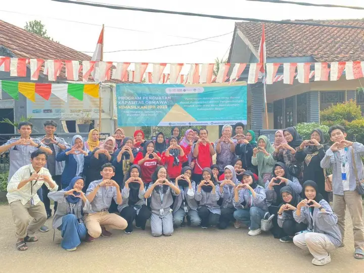 Ilustrasi “Dosen IPB Bantu Pencerdasan Keuangan Ibu-ibu KWT di Desa Rancabungur dalam Program Desa Wirausaha”