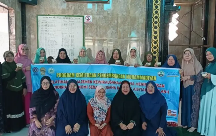 Ilustrasi Dosen UMSU Bantu Tingkatkan Kemandirian Ekonomi Ranting Aisyiyah Marelan I Melalui Pelatihan Kewirausahaan